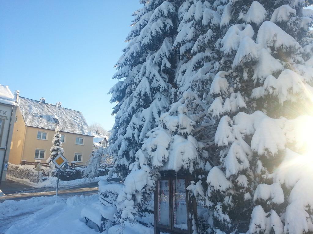 Pension Zur Wartburg 奥尔贝尔恩豪 外观 照片